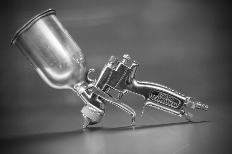 pistolet do lakieru